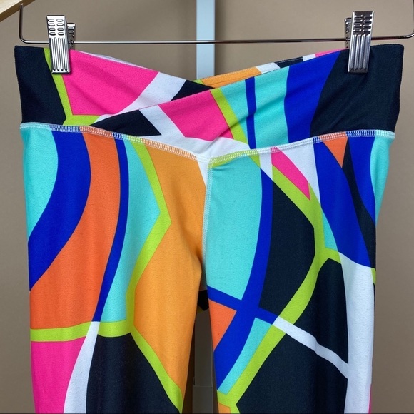 FABLETICS Small 80’s Style Neon Geo Print Active Leggings Y2K Funky Vibrant - Picture 4 of 6